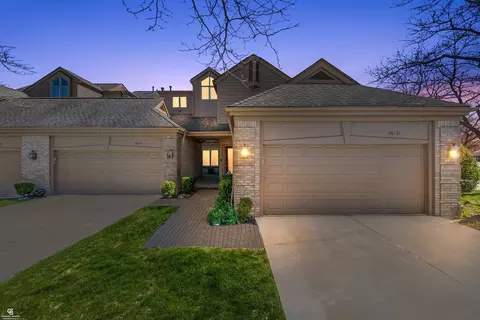 26131 N Harbour Pointe Dr N, Harrison Township, MI 48045