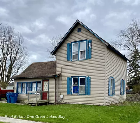 229 Washington, Standish, MI 48658