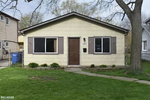 23671 Bolam, Warren, MI 48089
