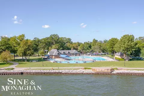 View/Area - 64 Hawthorne, Grosse Pointe Shores, MI 48236 photo 16 of 20