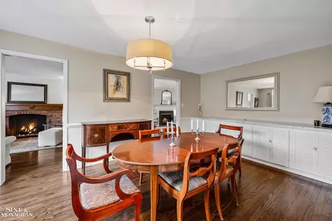 Dining - 64 Hawthorne, Grosse Pointe Shores, MI 48236 photo 4 of 4