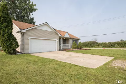 Exterior - 26185 Matilda, Flat Rock, MI 48134 photo 12 of 12