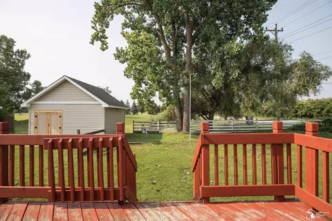 Exterior - 26185 Matilda, Flat Rock, MI 48134 photo 9 of 12