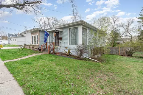 307 W 7th, Clare, MI 48617
