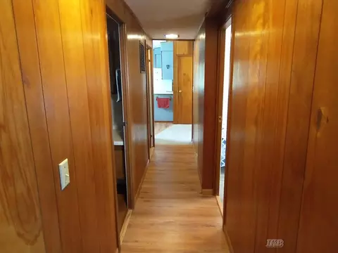Entry Way - 264 274 Flynn, Gladwin, MI 48624 photo 1 of 1