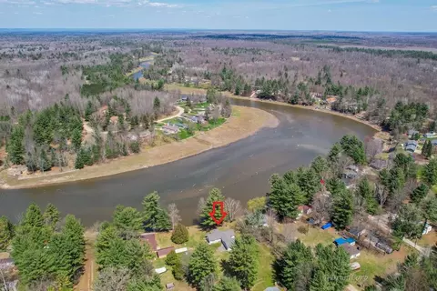 View/Area - 264 274 Flynn, Gladwin, MI 48624 photo 4 of 14