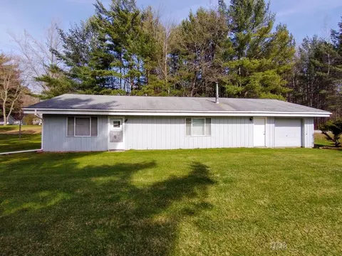 Exterior - 264 274 Flynn, Gladwin, MI 48624 photo 11 of 16