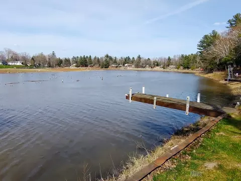 View/Area - 264 274 Flynn, Gladwin, MI 48624 photo 6 of 14