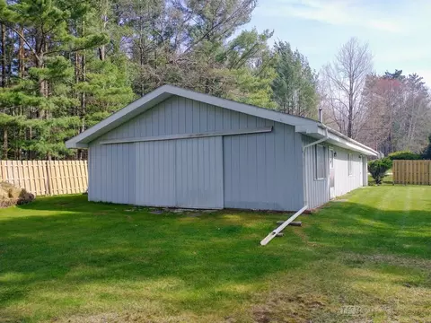 Other - 264 274 Flynn, Gladwin, MI 48624 photo 5 of 7
