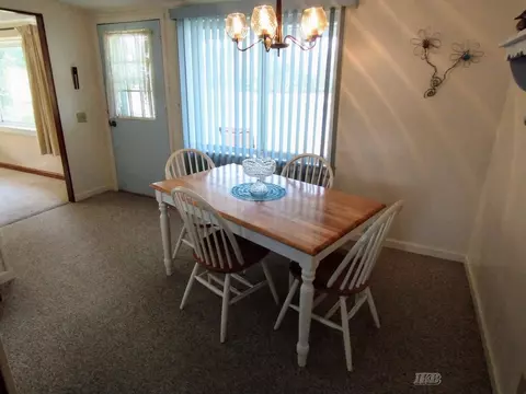 Dining - 264 274 Flynn, Gladwin, MI 48624 photo 1 of 2