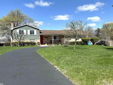 3070 South Blvd, Rochester Hills, MI 48309