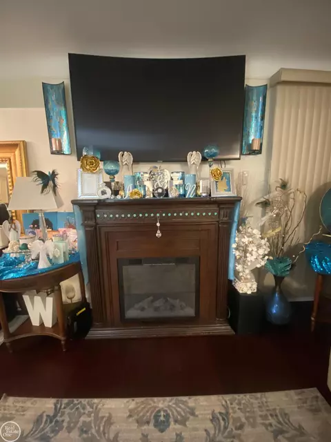24900 Roxana, Eastpointe, MI 48021 photo 5
