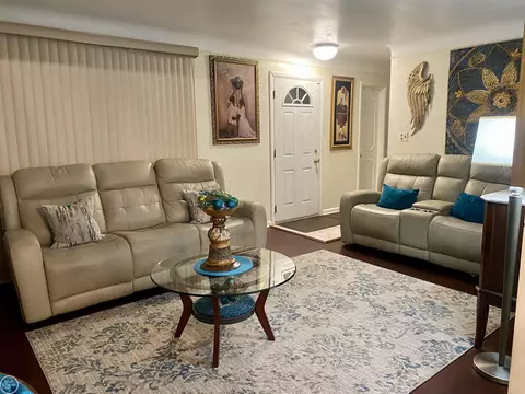 24900 Roxana, Eastpointe, MI 48021 photo 2