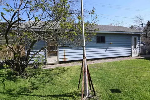 Exterior - 912 Fruit, Algonac, MI 48001 photo 7 of 8