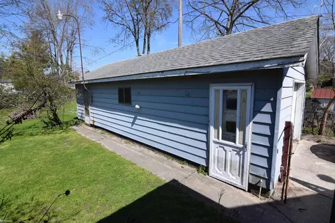 Exterior - 912 Fruit, Algonac, MI 48001 photo 8 of 8