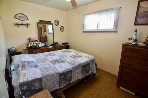 Bedroom - 912 Fruit, Algonac, MI 48001 photo 3 of 4