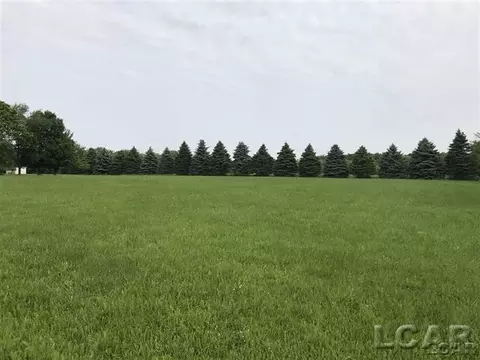 3000 Country Clb, Adrian, MI 49221