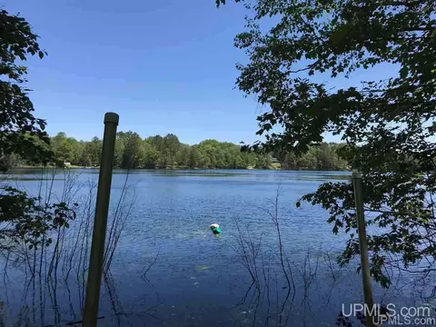 Tbd Lake Anna, Florence T-wi, WI 54121