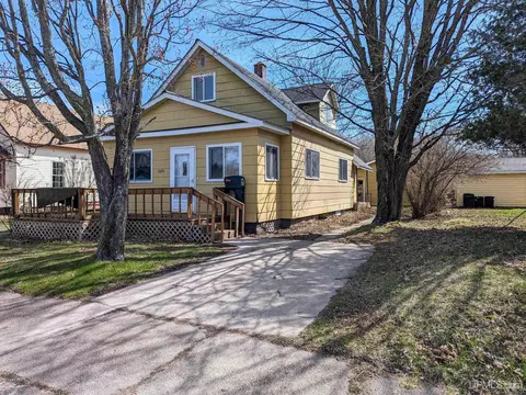 1120 N 1st, Iron River, MI 49935