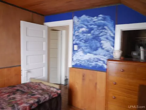Bedroom - 3545 Seneca Location, Mohawk, MI 49950 photo 9 of 10