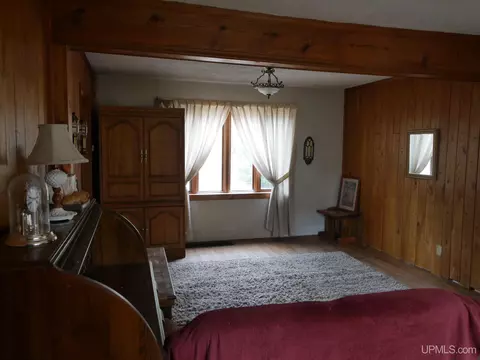 Bedroom - 3545 Seneca Location, Mohawk, MI 49950 photo 3 of 10