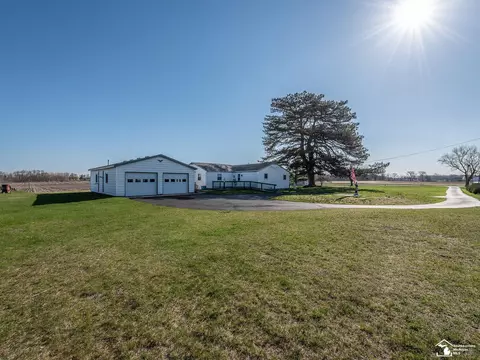 1983 Ida Maybee, Monroe, MI 48162