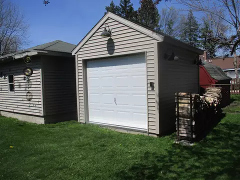 505 Braddock, Bay City, MI 48708 photo 2