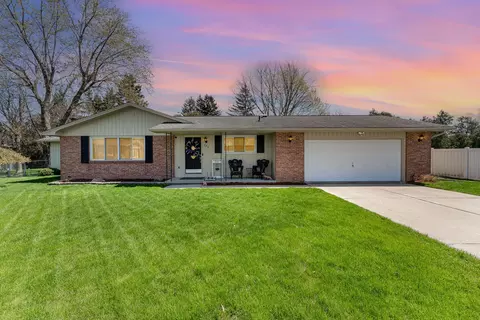 538 Venetian, Bay City, MI 48708