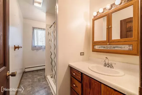 Bath - 11655 Maple, Birch Run, MI 48415 photo 2 of 2