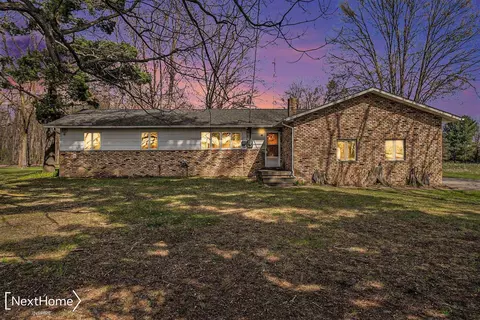 11655 Maple, Birch Run, MI 48415