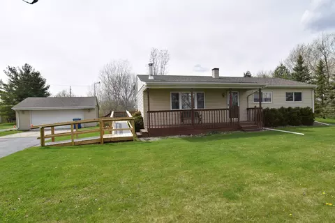 5666 11 Mile, Freeland, MI 48623