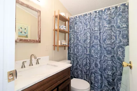 Bath - 2545 Lakeshore Rd #LOT 71, Applegate, MI 48401 photo 4 of 5