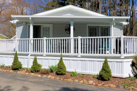 Exterior - 2545 Lakeshore Rd #LOT 71, Applegate, MI 48401 photo 2 of 11