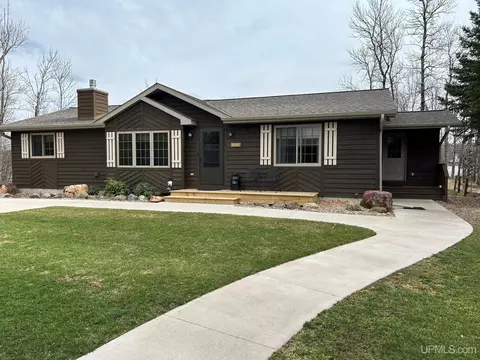 241 Noren, Iron River, MI 49935