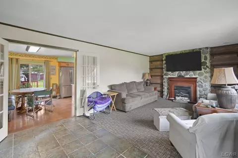 Living - 4278 Mohawk, Adrian, MI 49221 photo 1 of 3