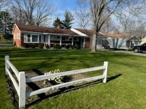 23765 Lynnhurst, Macomb, MI 48042