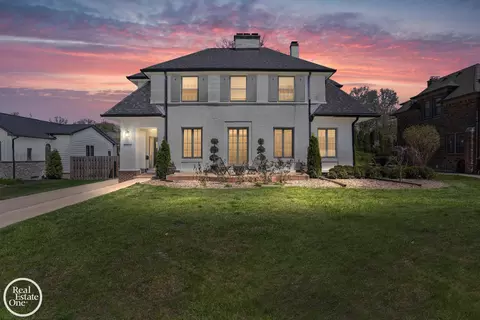 1046 Yorkshire, Grosse Pointe Park, MI 48230