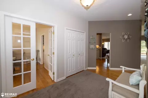 Bedroom - 6354 Queens, Flushing, MI 48433 photo 1 of 9