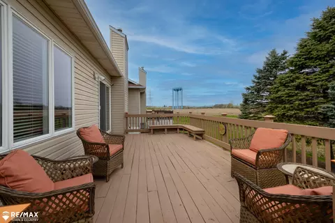 Exterior - 6354 Queens, Flushing, MI 48433 photo 7 of 11