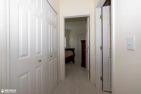 Entry Way - 6354 Queens, Flushing, MI 48433 photo 2 of 2
