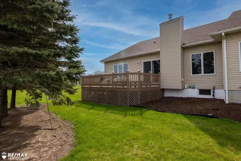 Exterior - 6354 Queens, Flushing, MI 48433 photo 9 of 11