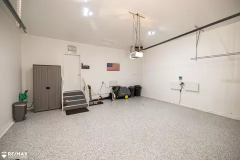 Exterior - 6354 Queens, Flushing, MI 48433 photo 5 of 11