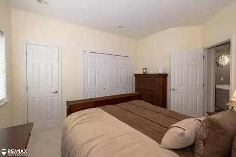 Bedroom - 6354 Queens, Flushing, MI 48433 photo 9 of 9