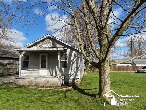 3403 Laurelwood, Monroe, MI 48162