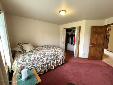 Bedroom - 2390 Venezia, Davison, MI 48423 photo 7 of 7