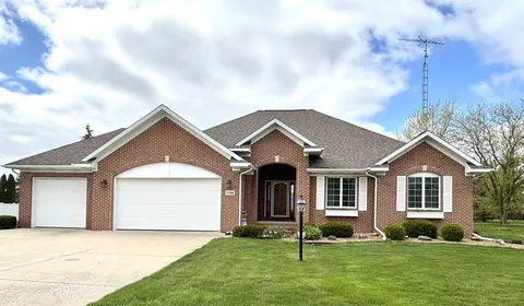 2390 Venezia, Davison, MI 48423