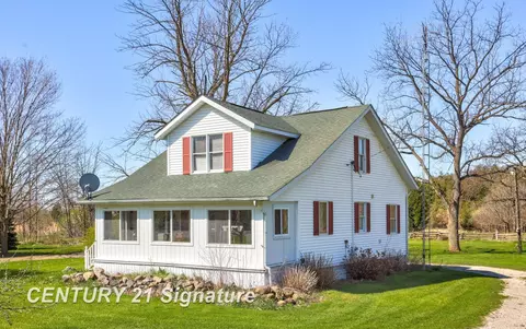 5069 Hurds Cor, Gagetown, MI 48735