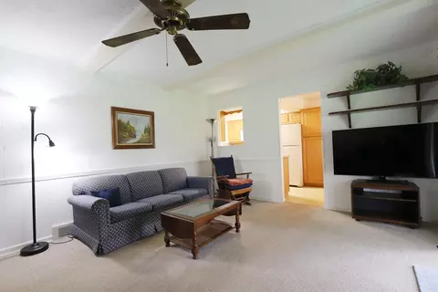 Living - 2506 Redwood, Flushing, MI 48433 photo 3 of 3