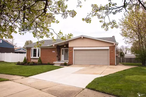 26419 Angela, Woodhaven, MI 48183