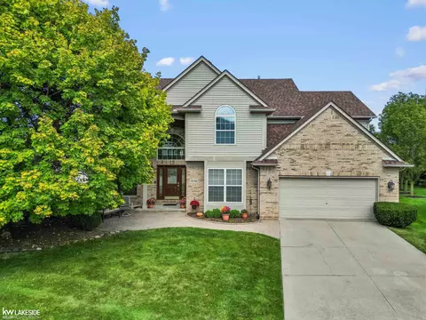 39190 Devonshire, Harrison Township, MI 48045